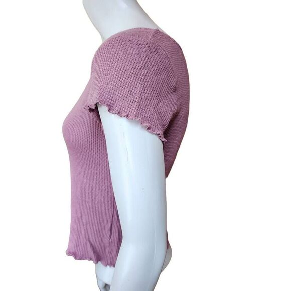 Pink Rose Dusty Mauve Waffle Knit Lace Neckline & Lettuce Hem Blouse (S) - Picture 4 of 6